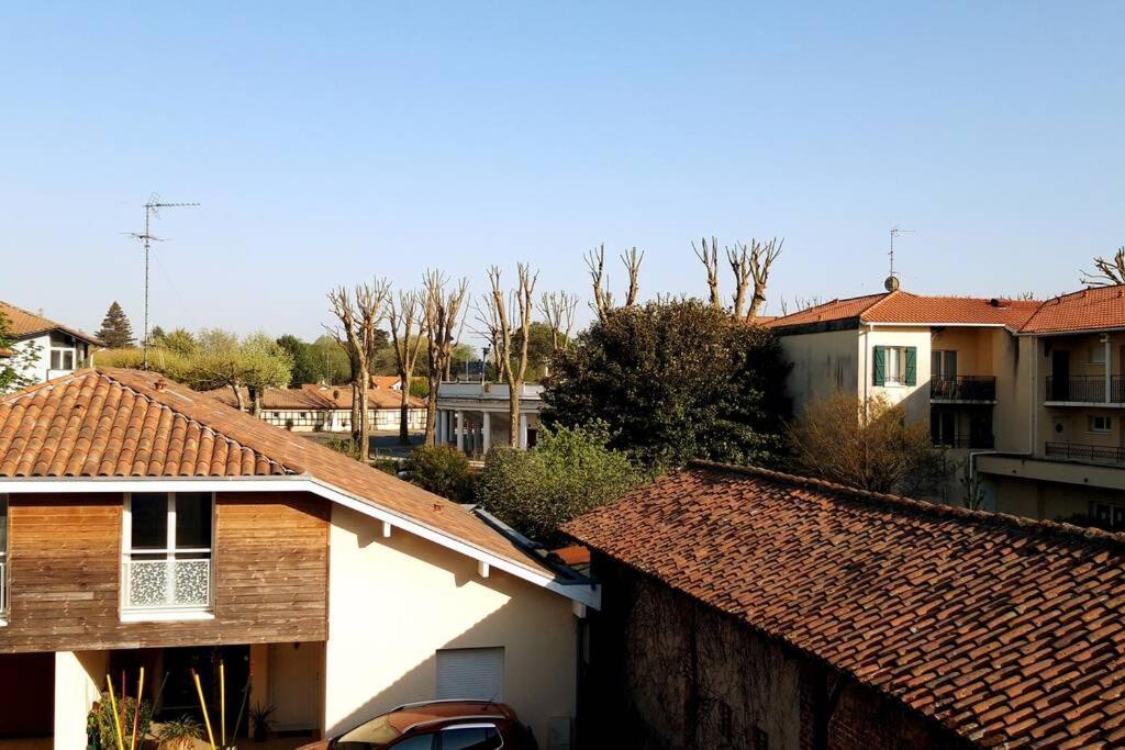 T3 Duplex Lumineux En Centre-Ville Soustons Luaran gambar